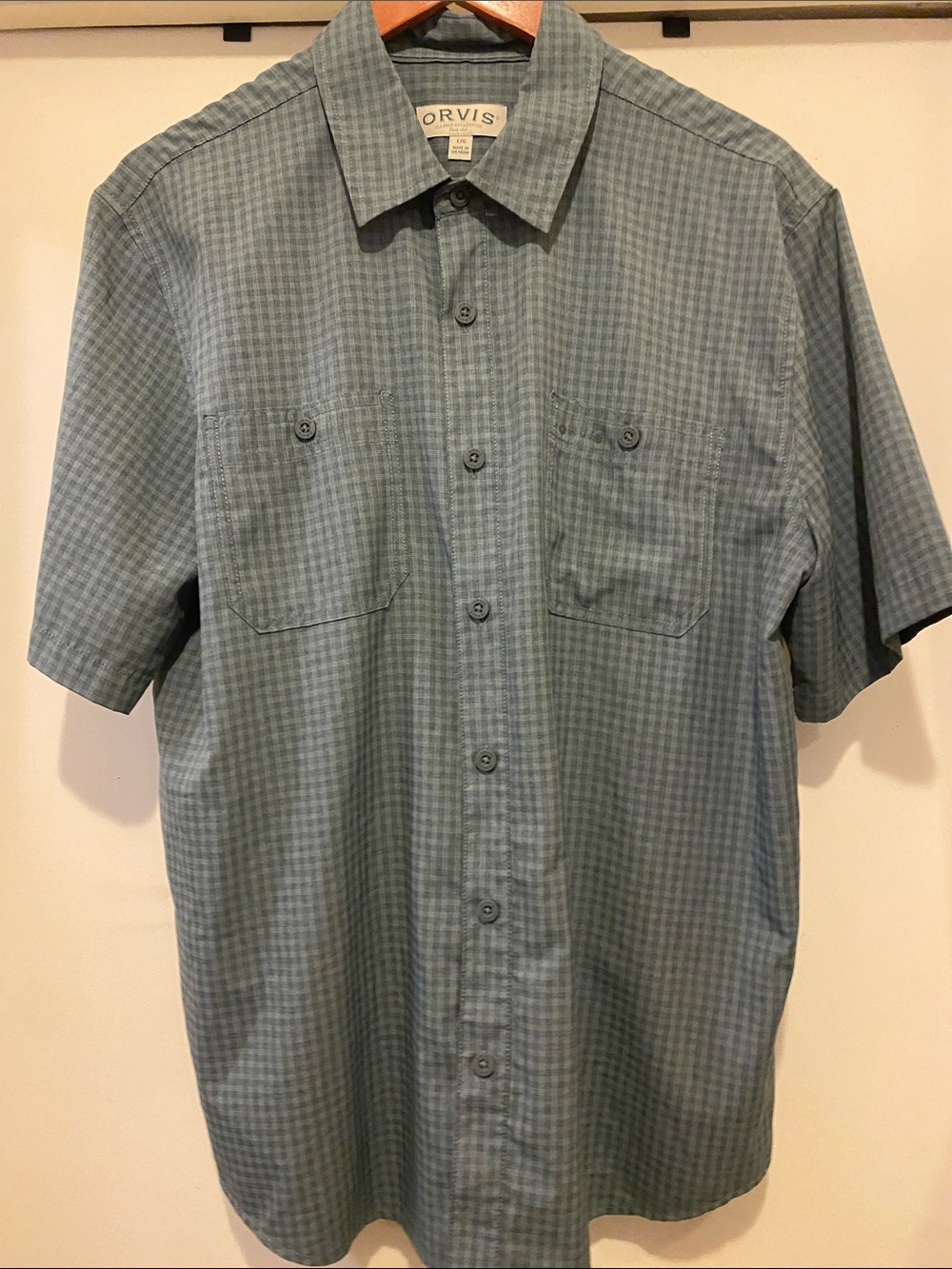 Orvis Men's Short-Sleeve Button-Down Shirt in Sage Plaid